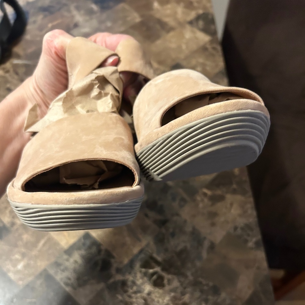 Clarks Clarene Nubuck Wedge Sandals - Picture 8 of 8